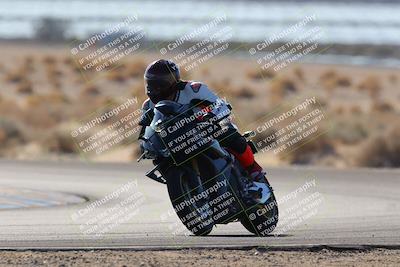 media/Dec-18-2022-SoCal Trackdays (Sun) [[8099a50955]]/Turn 7 Backside (1125am)/